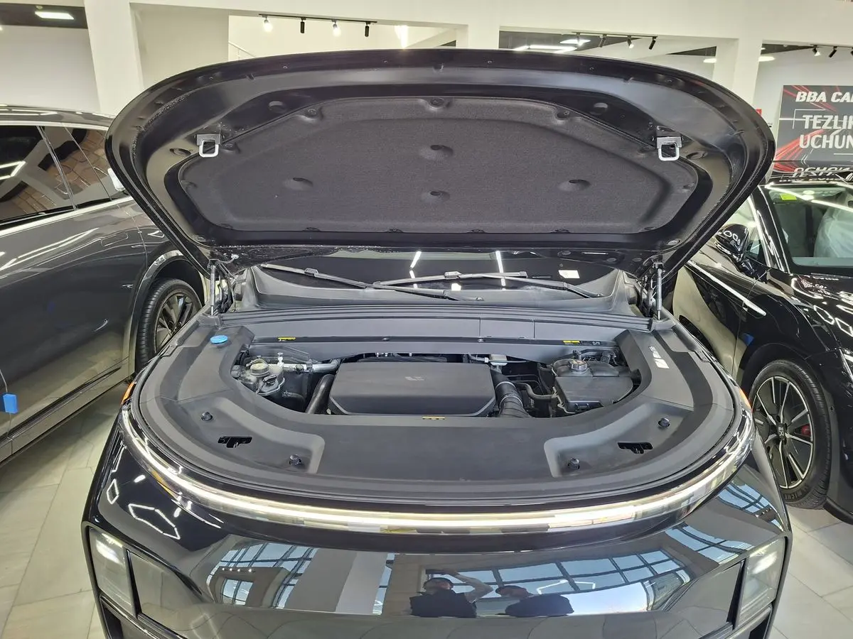 Li Xiang L9 ultra 2025 super narxda