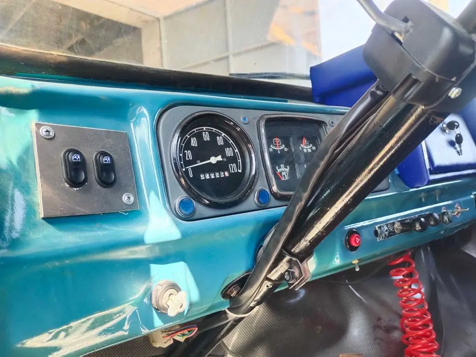ZIL 130 sotiladi