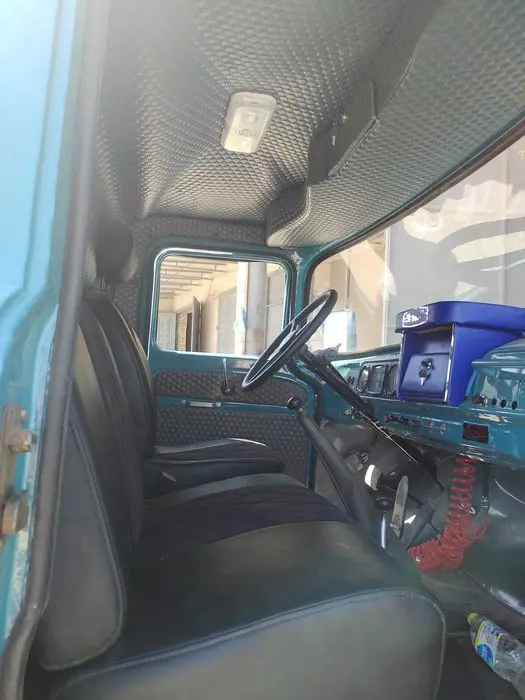 ZIL 130 sotiladi