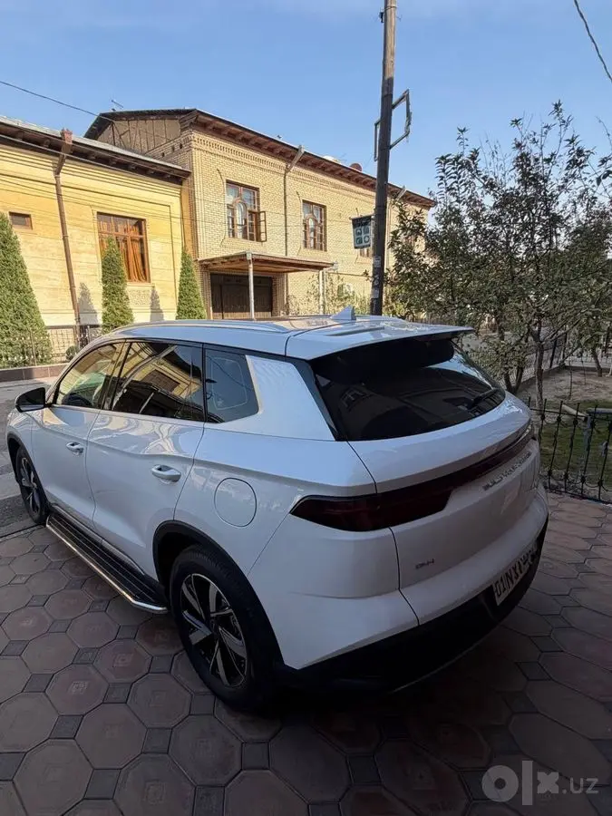 Продается BYD SONG PRO Hybrid 1100 km 2024г.