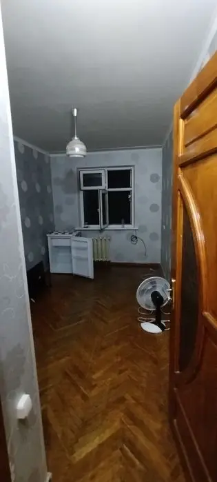 Срочно своя, трёхкомнатная