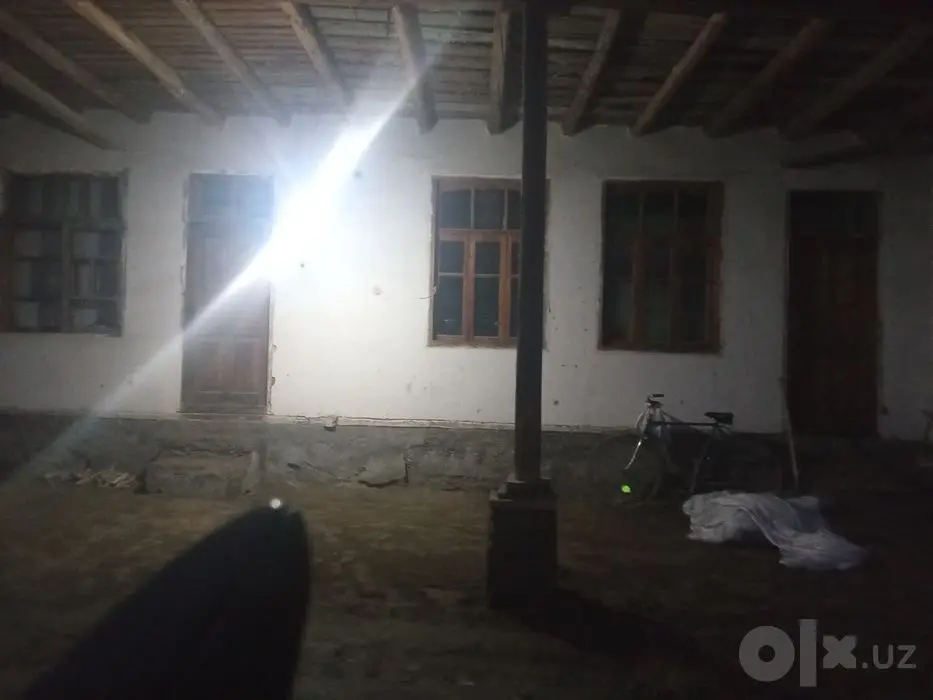 уй жой сотилади 10 суток 2 хона уйи бор