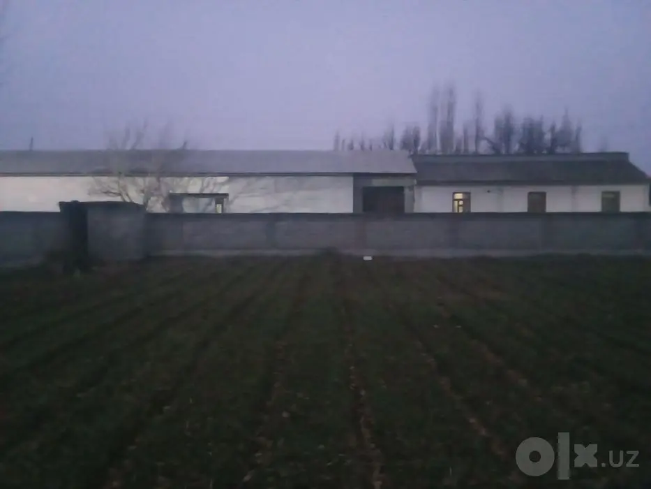 уй жой сотилади 10 суток 2 хона уйи бор