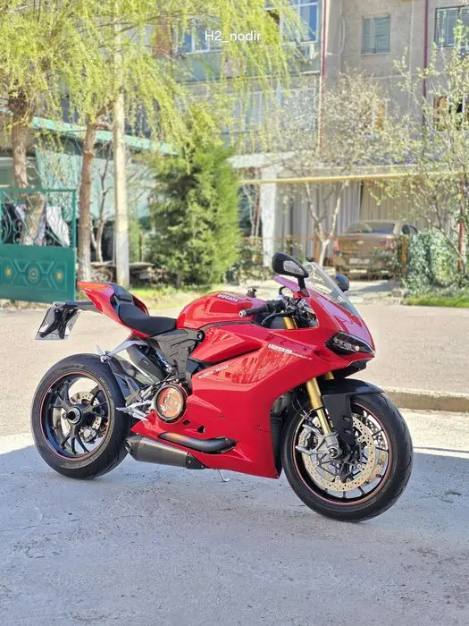 Сотилади Ducati panigali 1299S