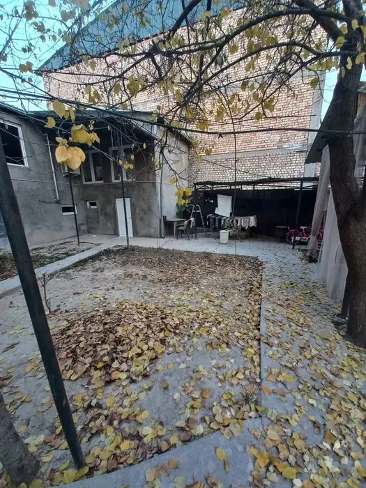 Shaxristanskiy masjid tarafdigi 4.61-sotok  Mahallani ichida fasad:12-
