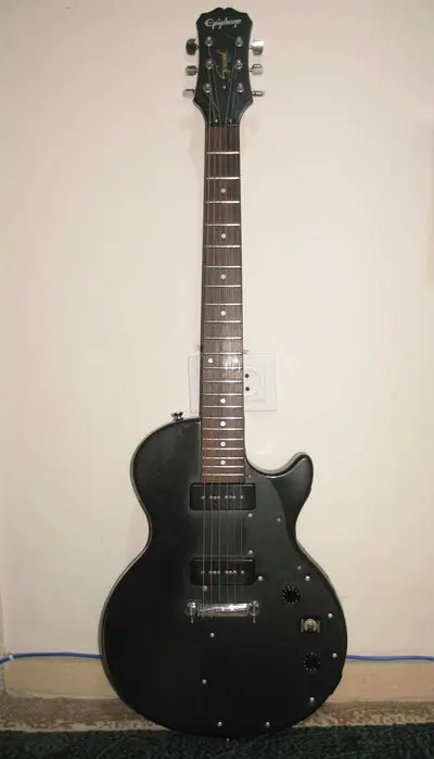 Продается электрогитара Les Paul Special I P-90 Limited-Edition