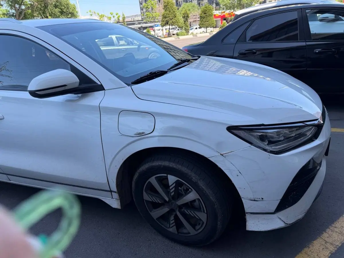 Byd E2 2024 yil ofitsialniydan olingan