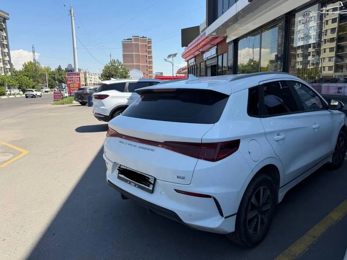 Byd E2 2024 yil ofitsialniydan olingan