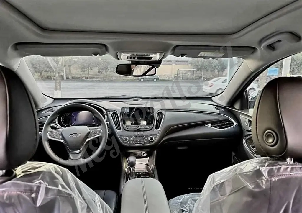 **Malibu XL qora rang 2025