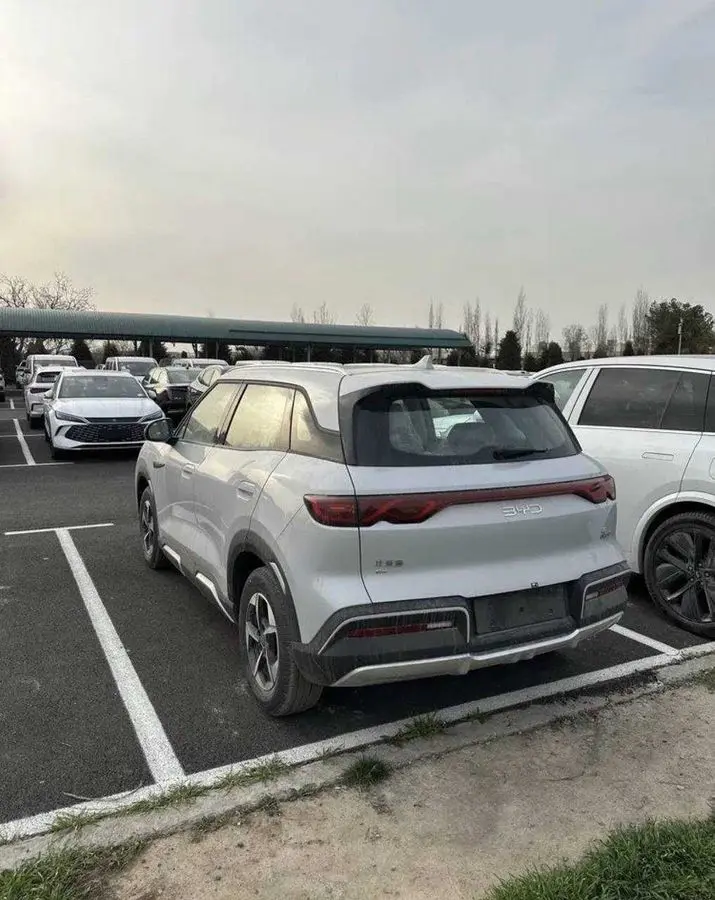 Byd yuan up smart drive 2025 buyurtma asosida/ на заказ