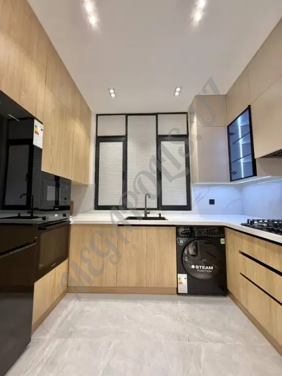 Продаётся КВАРТИРА 2/4/4 на 60м2 Ор-р: метро Айбек, Федорович