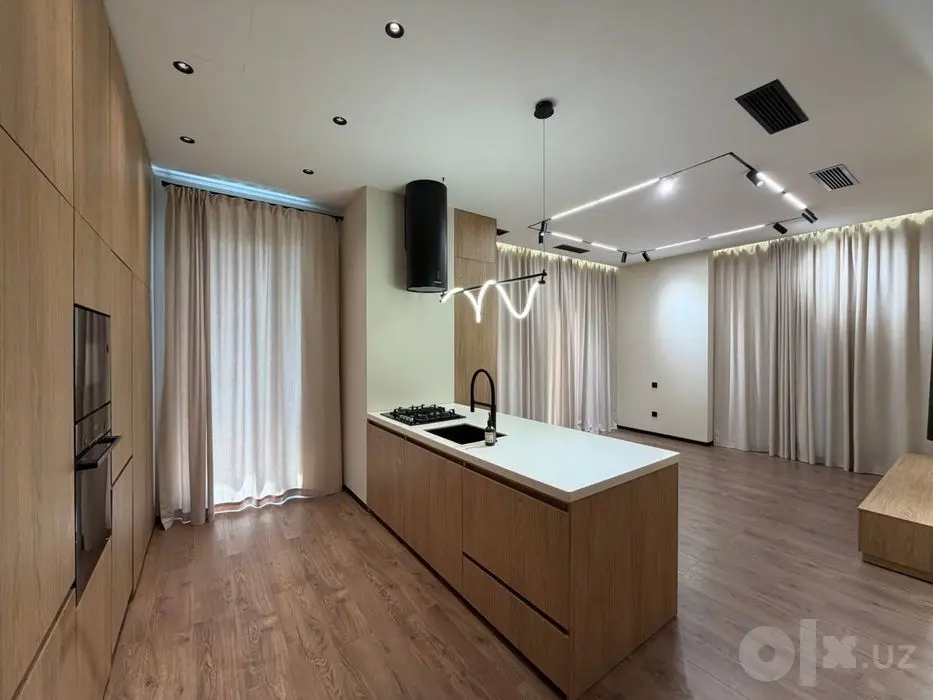 3-х комнатная квартира в ЖК Parkwood, Госпитальный ор-р Макро