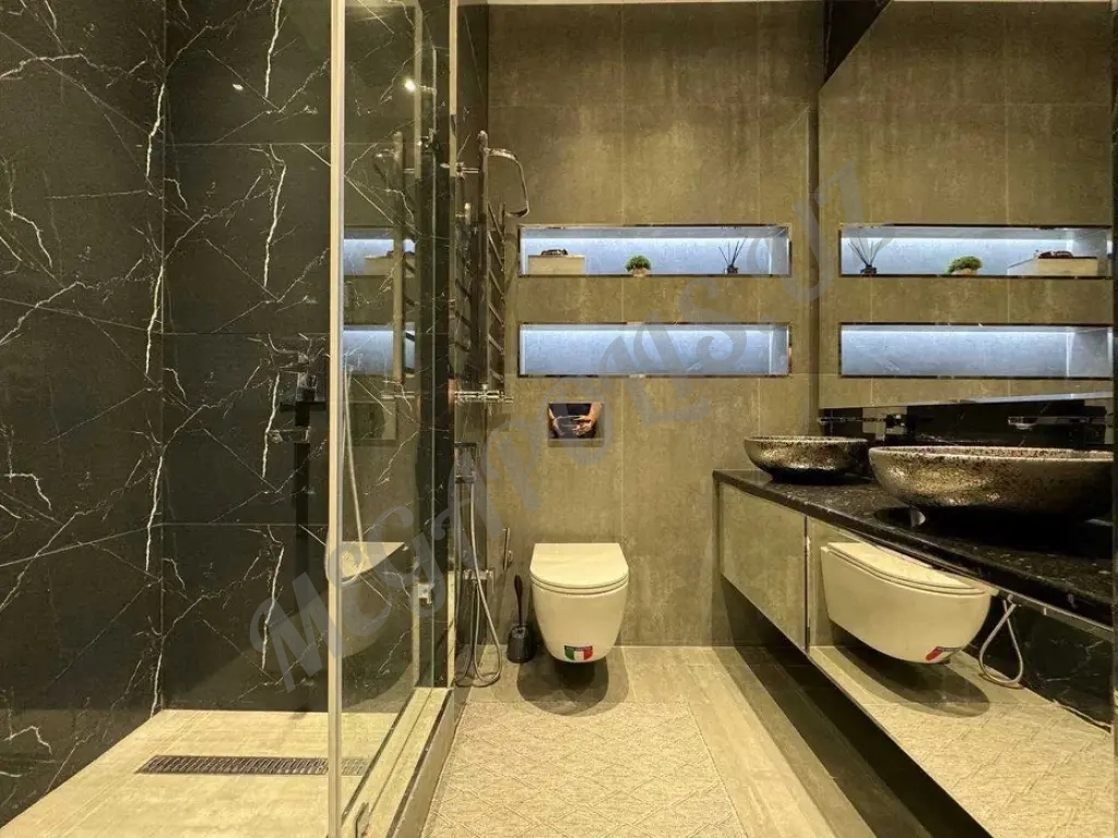 СРОЧНО продается в ЖК Казахстан 3х комнатная кв-ра