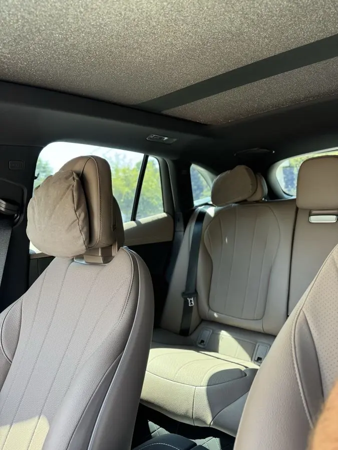 Mercedes bens eqe 500 4matic