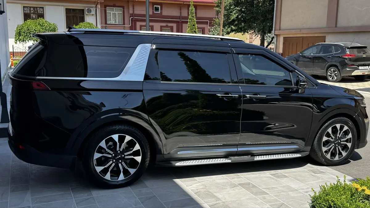 Kia Carnival 2023 йил