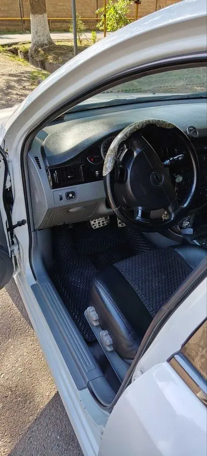 Lacetti 1.8L  2010 год