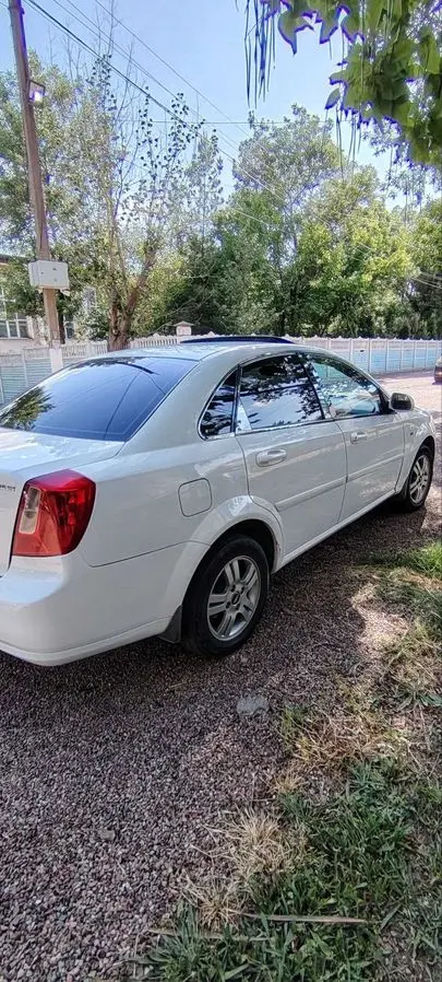 Lacetti 1.8L  2010 год