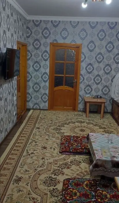 Юнусабад 7 квартал. Продается квартира 2/4/4