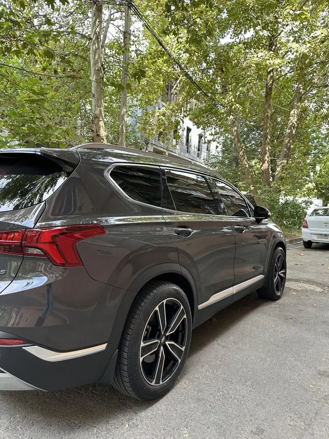 Продается Hyundai SantaFe 2022