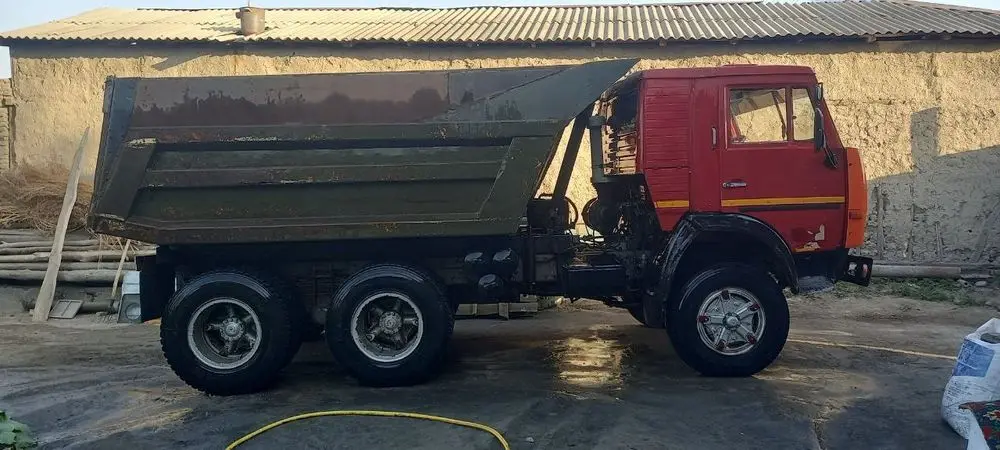 Самосвал КАМАЗ 1985