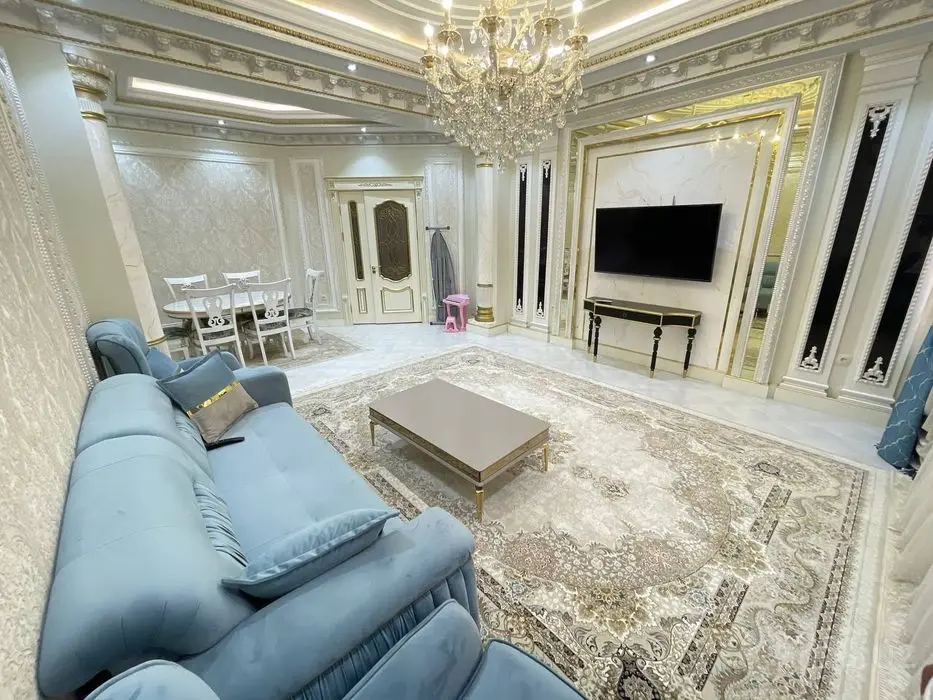 Продается коттедж 5 комнат, ориентир: Сайрам Буз базар, 3 сотки 300м²