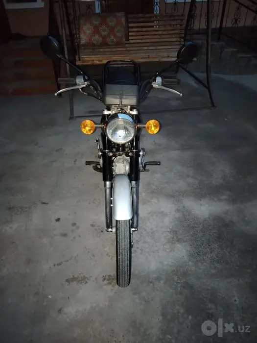 Yamaxa R 100 motosikl