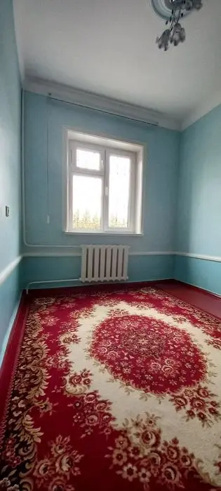 Ibn sino 1 4xona 2 etaj