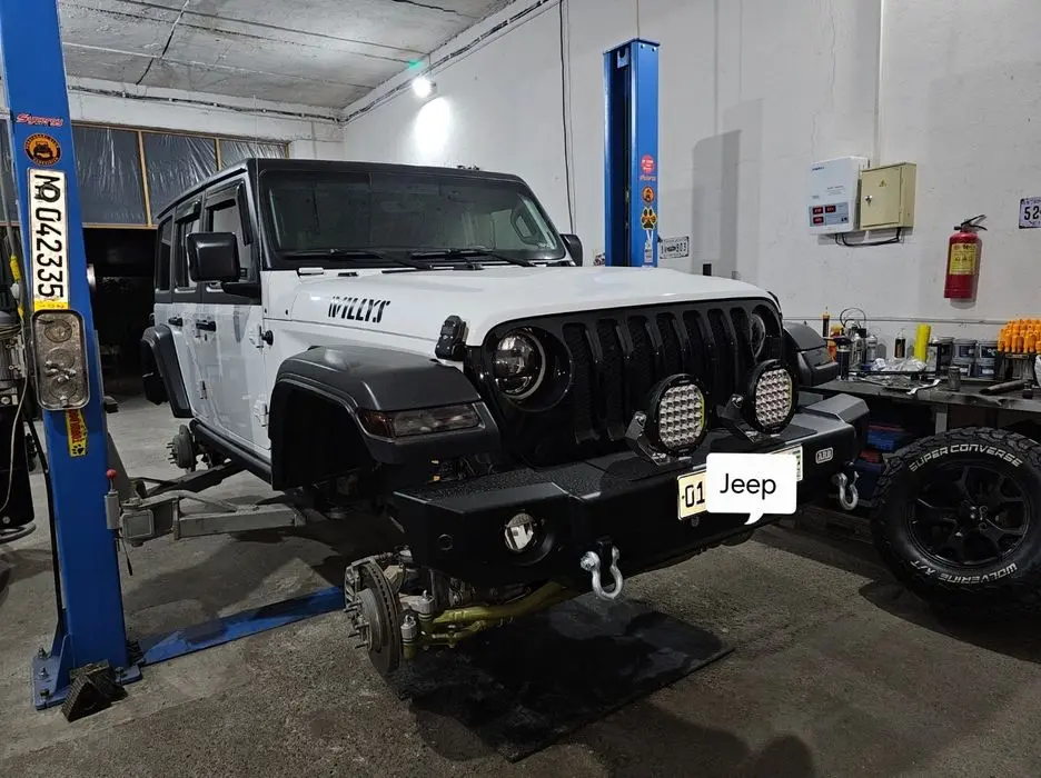 Запчасти на Jeep Wrangler. Возможна установка  !