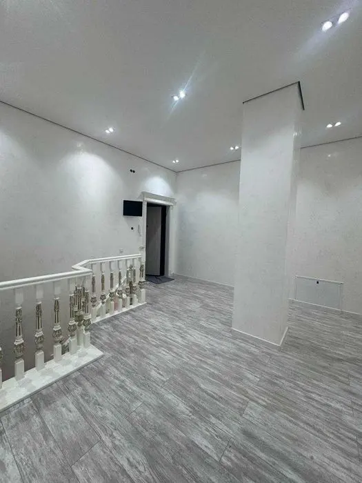 Qushbegida 2 qavatli duplex 150 m² ijaraga beriladi