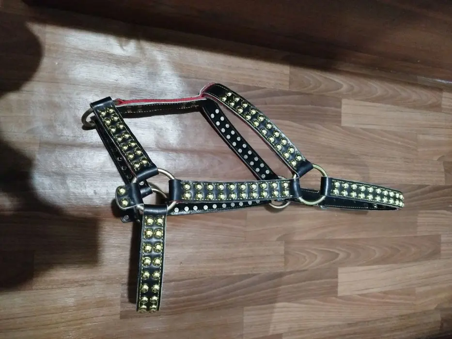 Ot  anjomlari qo'l mehnati Dostavka xizmati bor