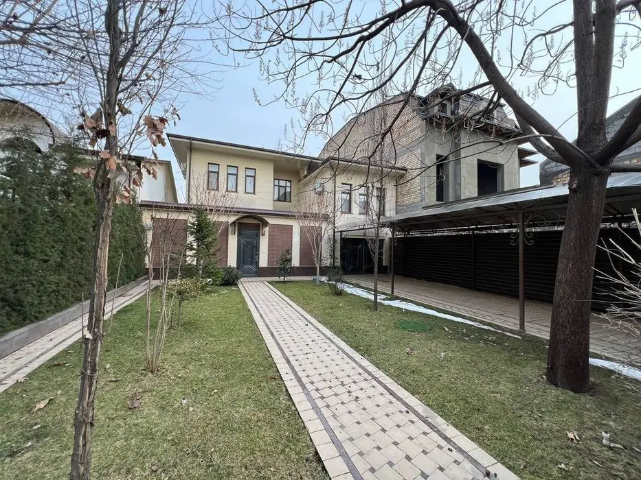 Луначарский, Мирзо Улугбек! Продается Евродом 3,6 соток 7 комнат