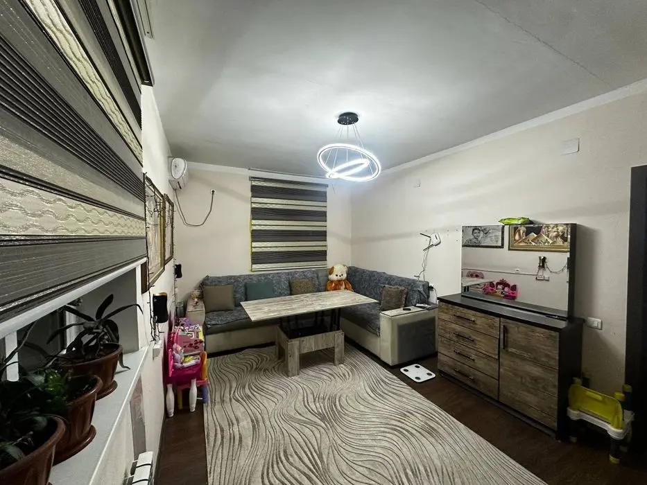 Продаётся 3-х комнатная квартира в Янгихаётском районе Сергели 7а