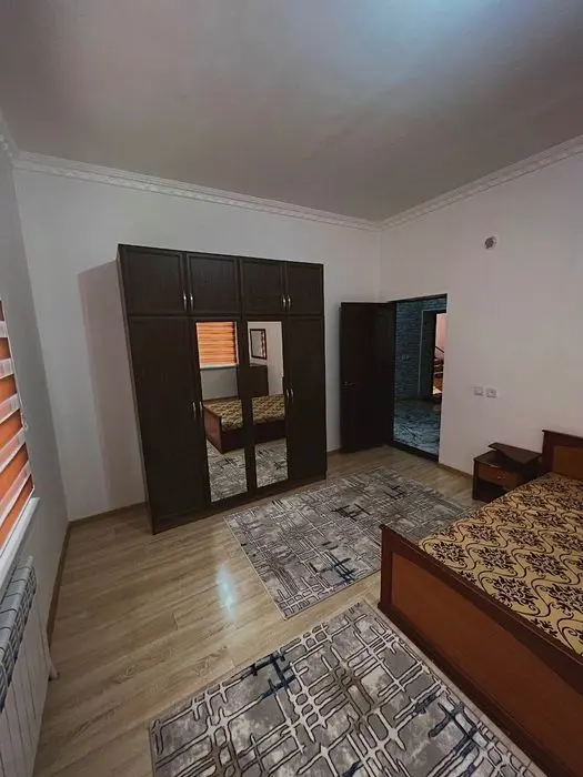 Продаётся 3-комнатная квартира в Янгиюле, Гульбахор (Новостройка)