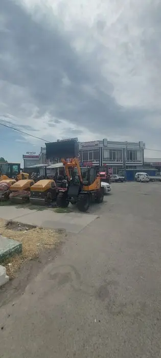 Фррнталный Погрузчик мини производства 0.6 куб
