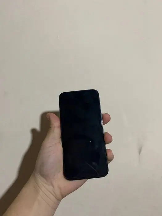 Iphone 13 pro ideal holatda