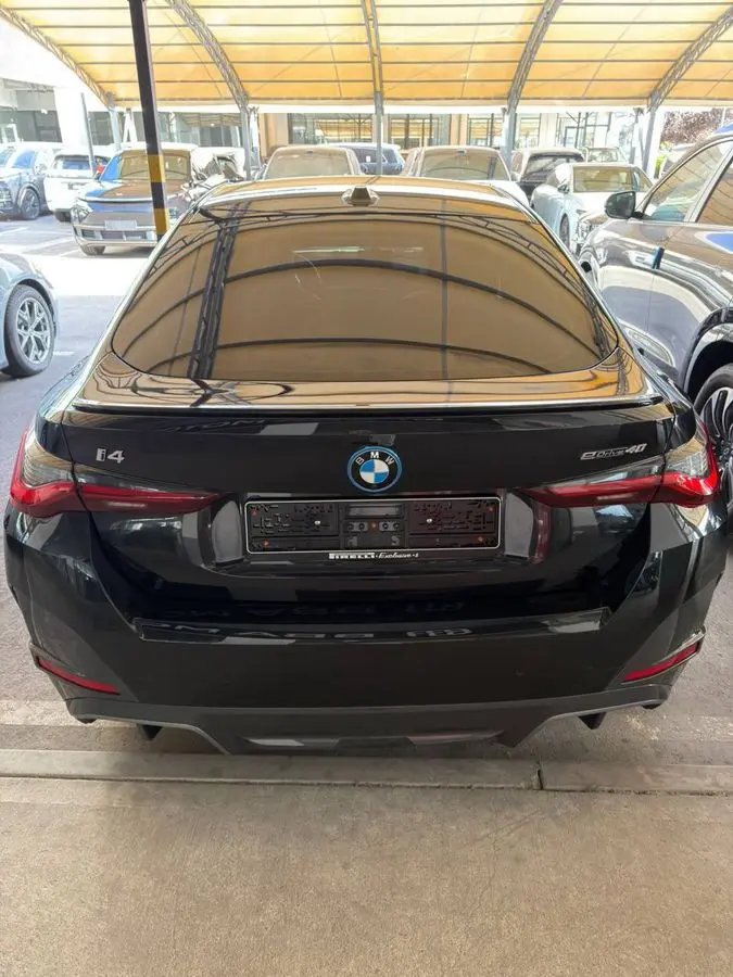 Bmw i4 40l full 2022 yili
