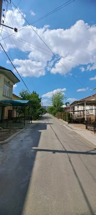 Malika atrofida evro Katej sotiladi