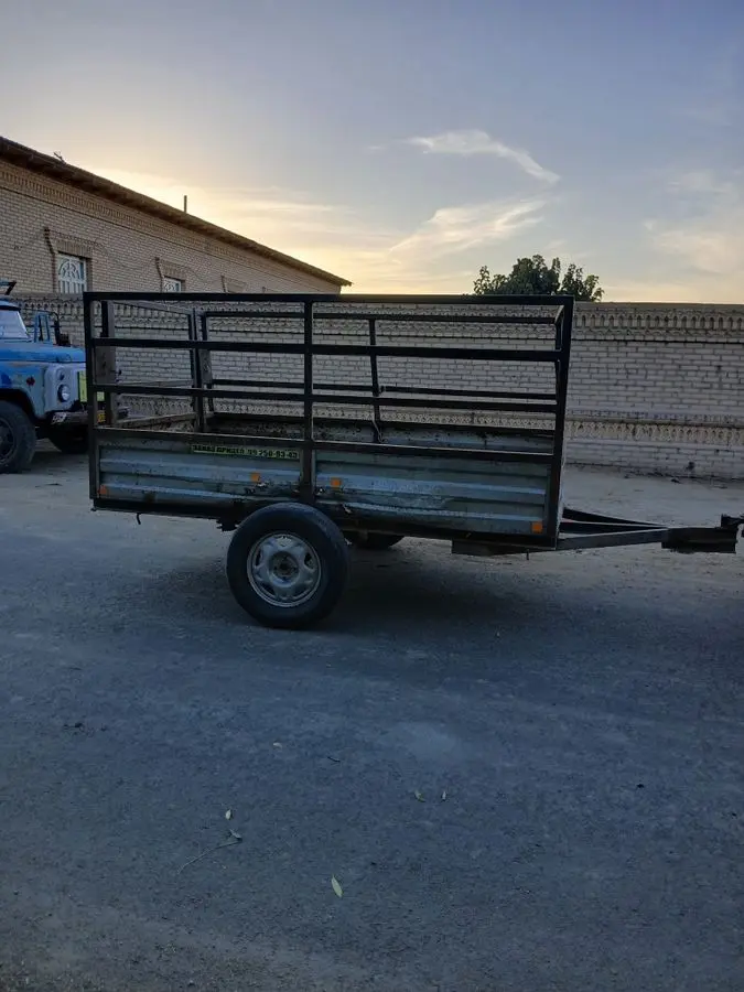 Lada2106 sotiladi metani bor