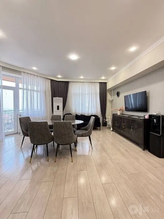 5-комнатная квартира 160 м², Мирзо-Улугбекский район, 8 этаж