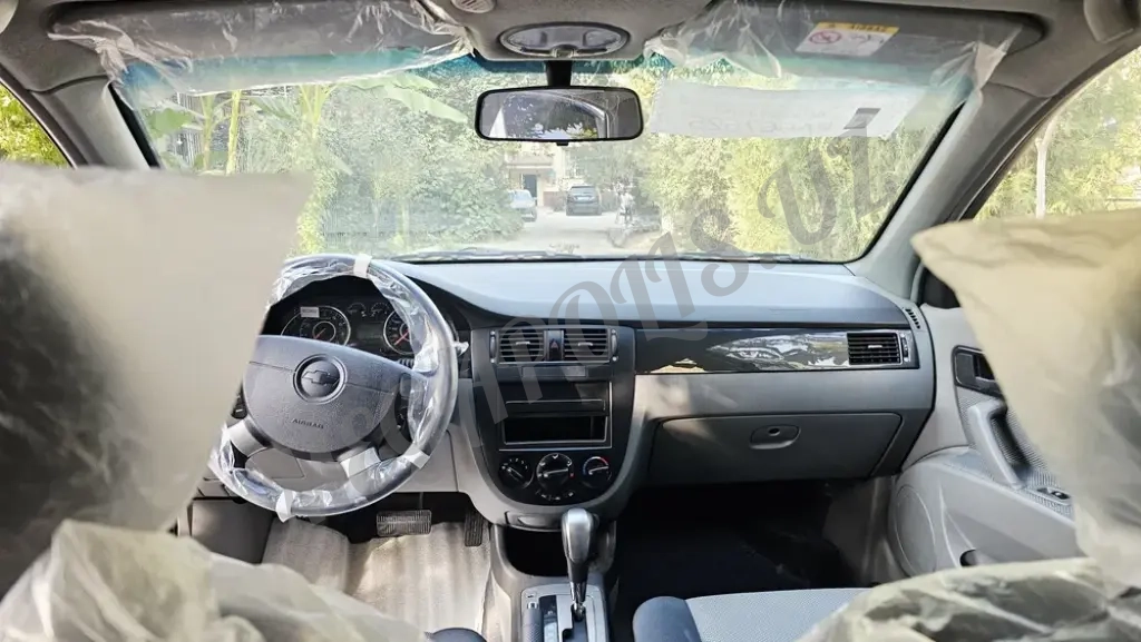 Gentra 3 AT Lyuk va Abs bor. Magnitafon yuq