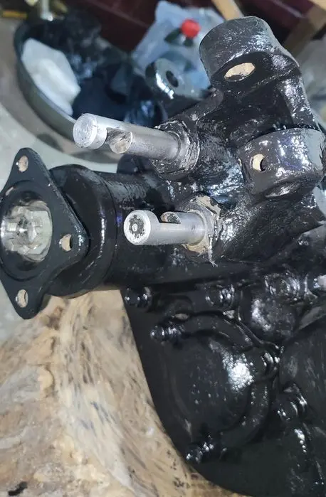 RAZDATKA GAZ 69 SOTILADI. ishlatish uchun tayyor.