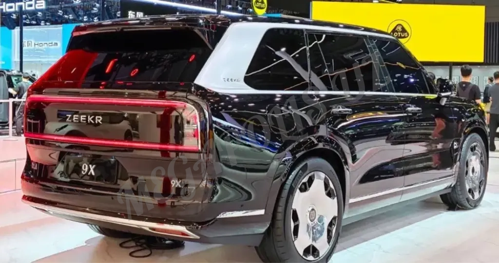 Zeekr X9 Hyper Eng full position